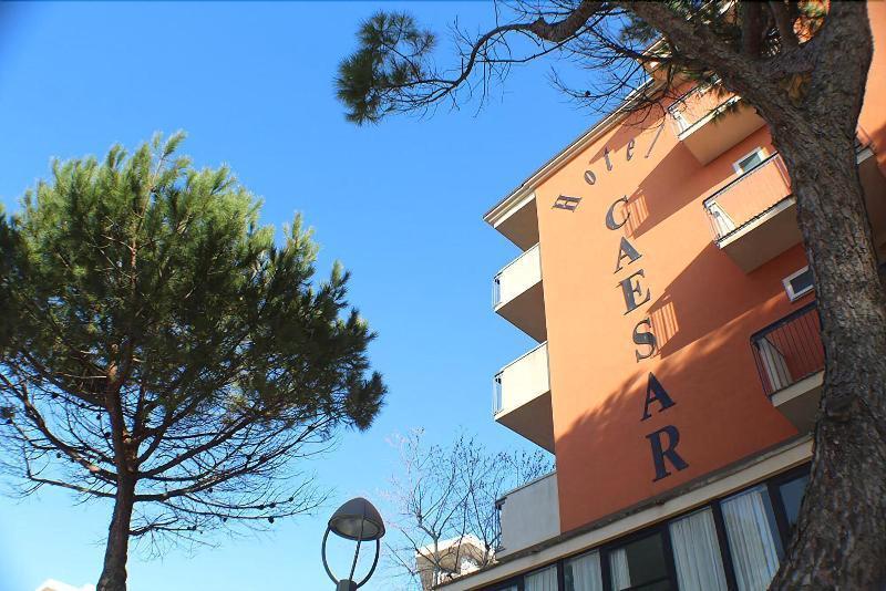 Hotel Caesar 米萨诺阿德里亚蒂科 外观 照片