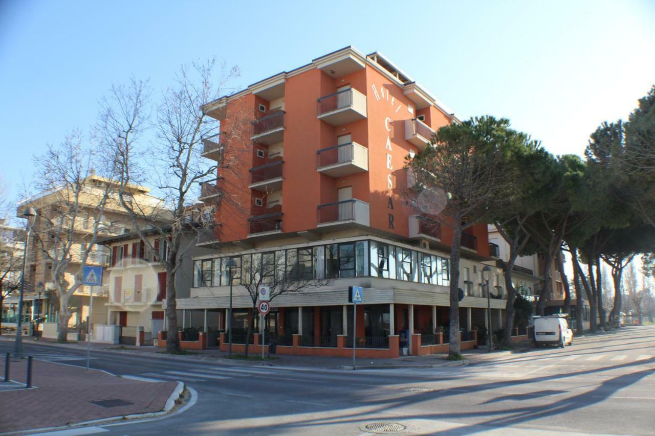 Hotel Caesar 米萨诺阿德里亚蒂科 外观 照片
